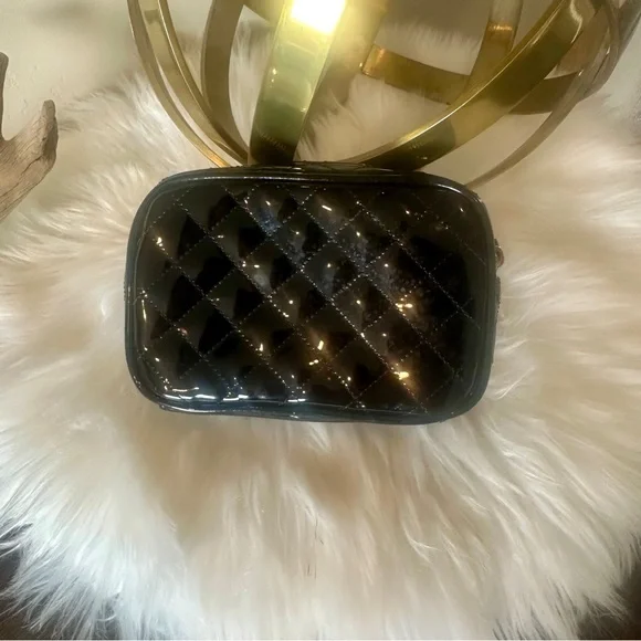 Harrods Black Quilted Makeup Bag New Without Tags - Picture 2 of 6